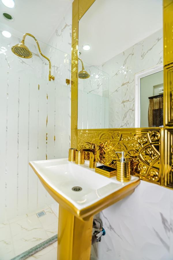 Sera Boutique Hotel Baku Bagian luar foto